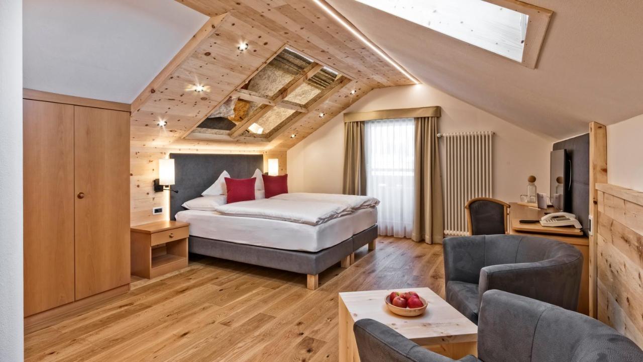 Hotel Sun Natz-Schabs Екстериор снимка