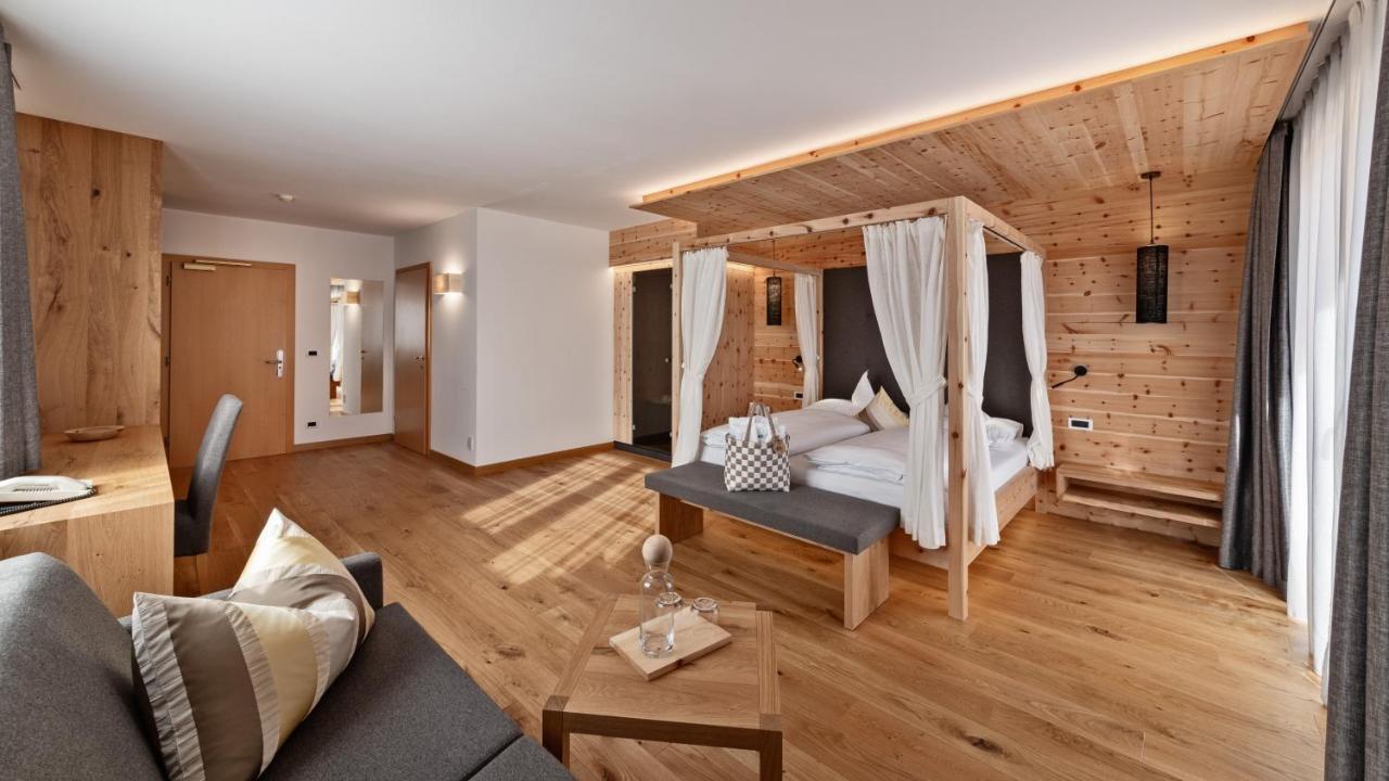 Hotel Sun Natz-Schabs Екстериор снимка
